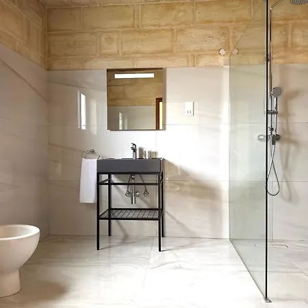 Girgor W/pool&jacuz Byarcocollection Villa
